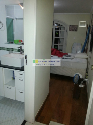 Imagem Sobrado com 3 Quartos à Venda, 230 m² em Bosque Da Saúde - São Paulo Imagem Sobrado com 3 Quartos à Venda, 230 m² em Bosque Da Saúde - São Paulo