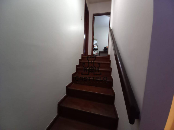 Imagem Sobrado com 4 Quartos à Venda, 183 m² em Industrial - Londrina