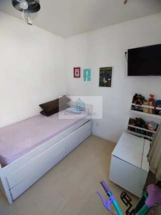 Imagem Imóvel com 2 Quartos à Venda, 46 m² em Jacarepaguá - Rio De Janeiro Imagem Imóvel com 2 Quartos à Venda, 46 m² em Jacarepaguá - Rio De Janeiro