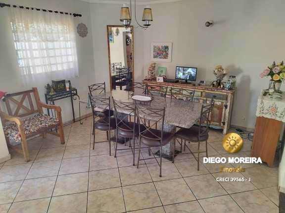 Imagem Casa com 4 Quartos à Venda, 317 m² em Jardim Maristela - Atibaia Imagem Casa com 4 Quartos à Venda, 317 m² em Jardim Maristela - Atibaia