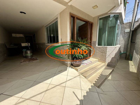 Imagem Casa com 3 Quartos à Venda, 220 m² em Andaraí - Rio De Janeiro Imagem Casa com 3 Quartos à Venda, 220 m² em Andaraí - Rio De Janeiro