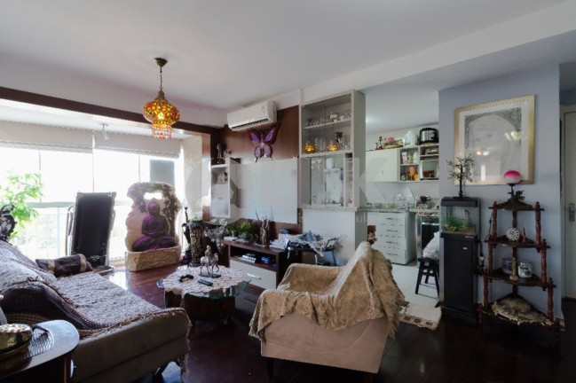 Imagem Apartamento com 3 Quartos à Venda, 84 m² em Passo Da Areia - Porto Alegre Imagem Apartamento com 3 Quartos à Venda, 84 m² em Passo Da Areia - Porto Alegre