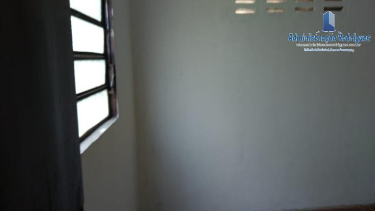 Imagem Casa com 1 Quarto à Venda, em Baldeador - Niterói Imagem Casa com 1 Quarto à Venda, em Baldeador - Niterói