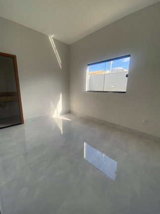 Imagem Casa com 3 Quartos à Venda, 142 m² em Moinho Dos Ventos - Goiânia Imagem Casa com 3 Quartos à Venda, 142 m² em Moinho Dos Ventos - Goiânia