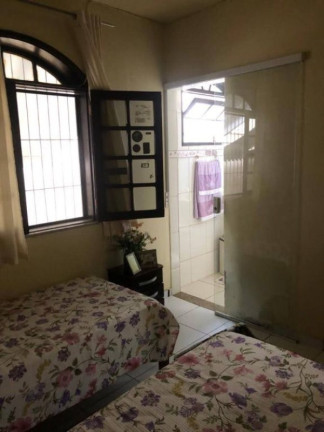 Imagem Casa com 4 Quartos à Venda, 515 m² em Centro - Macaé