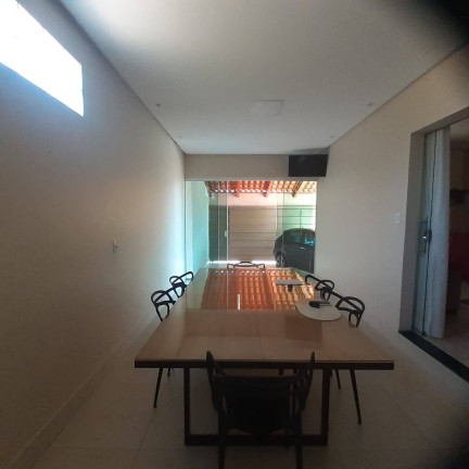 Imagem Casa com 3 Quartos à Venda, 228 m² em Setor Araguaia - Aparecida De Goiânia