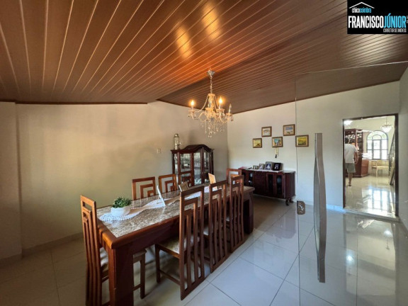Imagem Casa com 4 Quartos à Venda, 390 m² em Setor Coimbra - Goiânia
