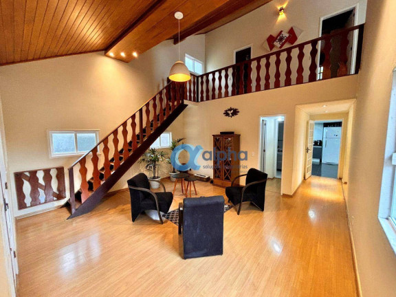 Casa com 4 Quartos à Venda, 300 m² em Retiro - Petrópolis