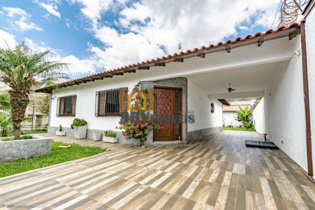 Casa com 2 Quartos para Alugar, 174 m² em Atuba - Curitiba