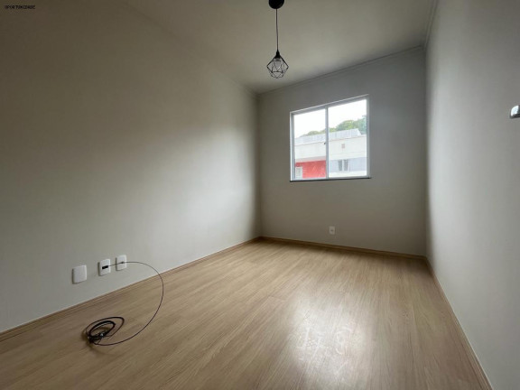 Imagem Apartamento com 2 Quartos à Venda, 46 m² em Cascata Do Imbuí - Teresópolis