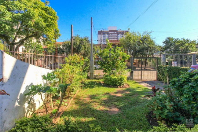 Imagem Casa com 3 Quartos à Venda, 130 m² em Santana - Porto Alegre Imagem Casa com 3 Quartos à Venda, 130 m² em Santana - Porto Alegre