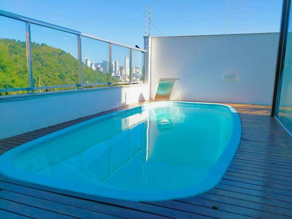 Imagem Sobrado com 3 Quartos à Venda, 180 m² em Ariribá - Balneário Camboriú