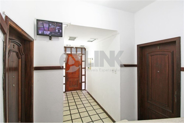Imagem Apartamento com 2 Quartos à Venda, 68 m² em Santo Antônio - Porto Alegre Imagem Apartamento com 2 Quartos à Venda, 68 m² em Santo Antônio - Porto Alegre