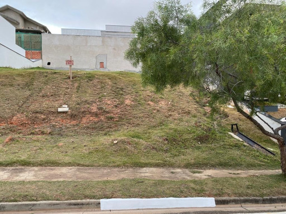 Terreno à Venda, 385 m² em Jardim Guadalajara - Sorocaba