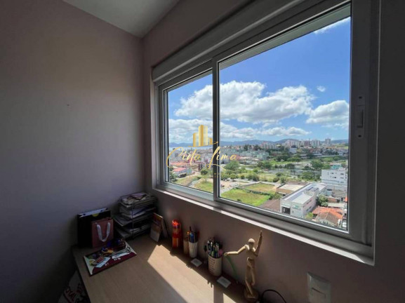 Imagem Apartamento com 3 Quartos à Venda, 93 m² em Barreiros - São José
