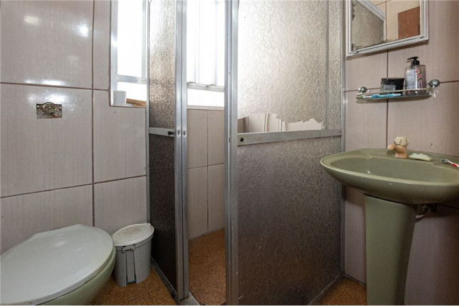 Imagem Casa com 3 Quartos à Venda, em Jardim Itu - Porto Alegre Imagem Casa com 3 Quartos à Venda, em Jardim Itu - Porto Alegre