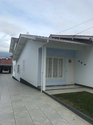 Imagem Casa com 5 Quartos à Venda, 280 m² em Barreiros - São José