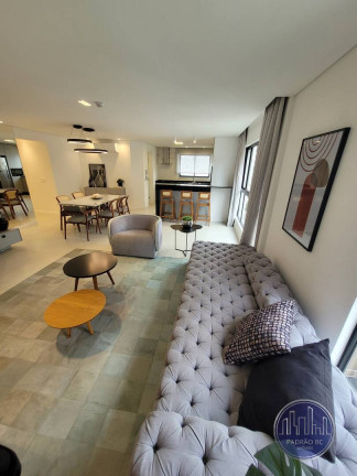 Imagem Apartamento com 3 Quartos para Alugar, 116 m² em Balneário Camboriú Imagem Apartamento com 3 Quartos para Alugar, 116 m² em Balneário Camboriú