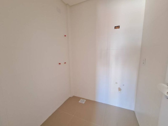 Imagem Apartamento com 2 Quartos à Venda, 72 m² em Centro