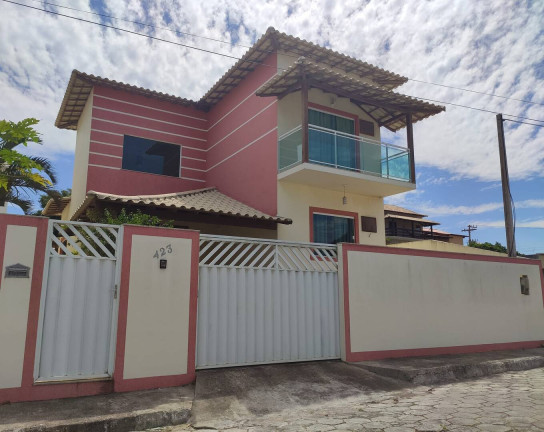 Casa de Condomínio com 4 Quartos à Venda, 180 m² em Peró - Cabo Frio