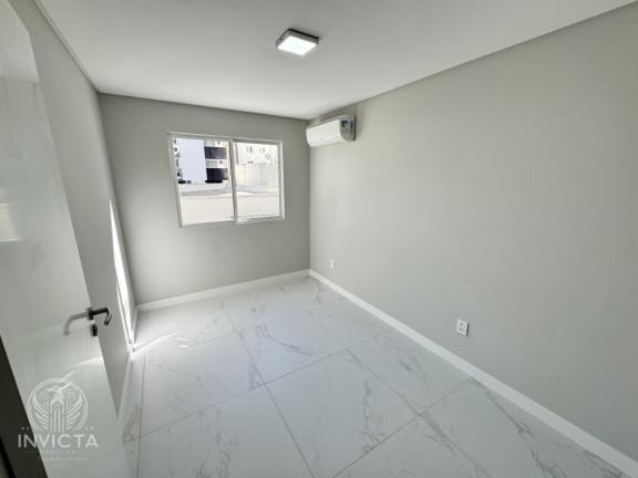 Imagem Apartamento com 3 Quartos à Venda, 116 m² em Centro - Balneário Camboriú