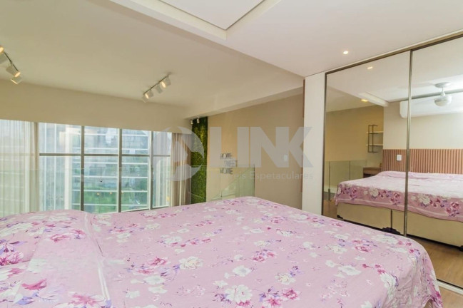 Imagem Apartamento com 1 Quarto à Venda, 72 m² em Petrópolis - Porto Alegre