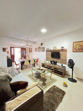 Imagem Casa com 4 Quartos à Venda, 140 m² em Urucunema - Eusébio