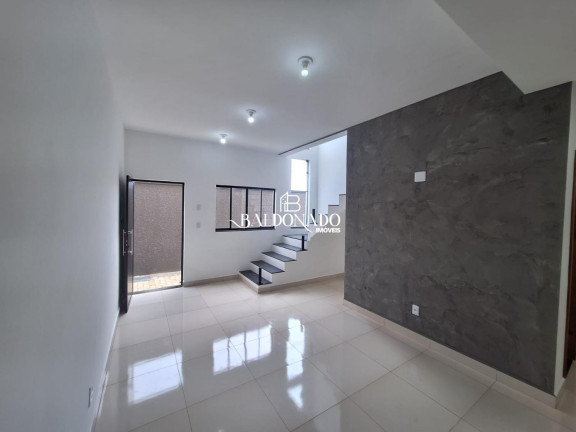 Imagem Casa com 2 Quartos à Venda, 200 m² em Centro - Extrema Imagem Casa com 2 Quartos à Venda, 200 m² em Centro - Extrema