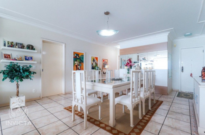 Imagem Apartamento com 4 Quartos à Venda, 195 m² em Centro - Balneário Camboriú Imagem Apartamento com 4 Quartos à Venda, 195 m² em Centro - Balneário Camboriú