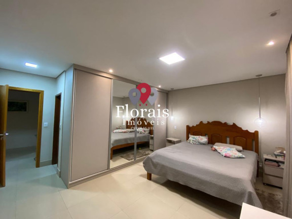 Imagem Casa com 5 Quartos à Venda, 269 m² em Boa Esperança - Cuiabá