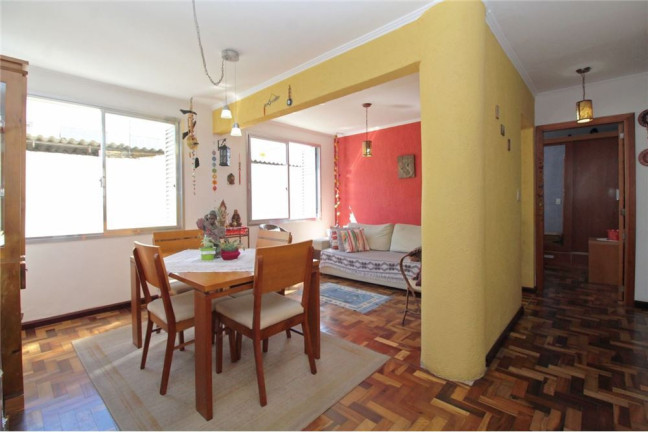Imagem Apartamento com 2 Quartos à Venda, 67 m² em Menino Deus - Porto Alegre