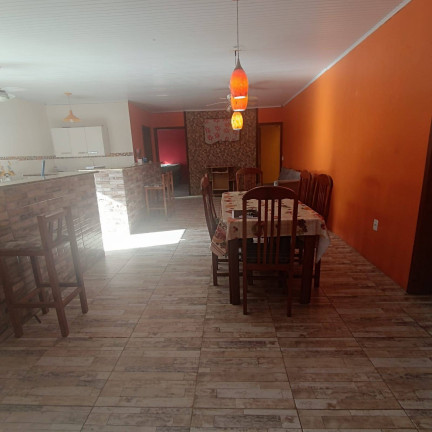 Imagem Casa com 3 Quartos para Temporada, em Oasis - Tramandaí Imagem Casa com 3 Quartos para Temporada, em Oasis - Tramandaí
