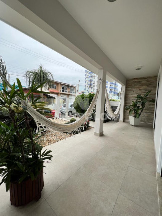 Imagem Casa com 1 Quarto à Venda, 240 m² em Barreiros - Sao Jose Imagem Casa com 1 Quarto à Venda, 240 m² em Barreiros - Sao Jose