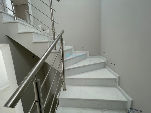 Imagem Sobrado com 3 Quartos à Venda, 174 m² em Bela Vista - Canoas