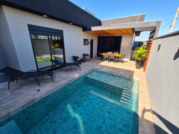 Imagem Casa com 3 Quartos à Venda, 350 m² em Bauru Imagem Casa com 3 Quartos à Venda, 350 m² em Bauru