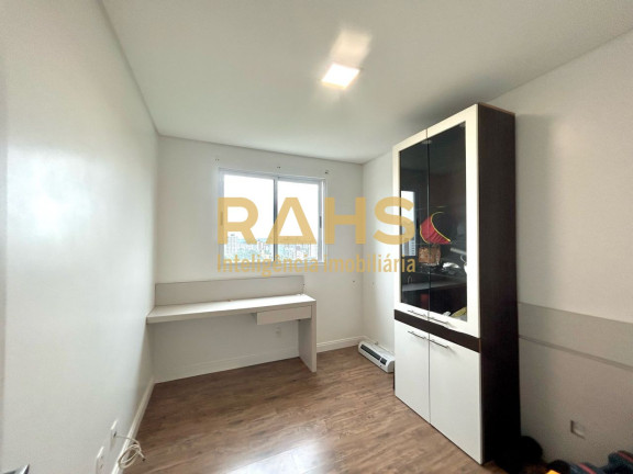 Imagem Apartamento com 3 Quartos à Venda, 80 m² em Atiradores - Joinville Imagem Apartamento com 3 Quartos à Venda, 80 m² em Atiradores - Joinville