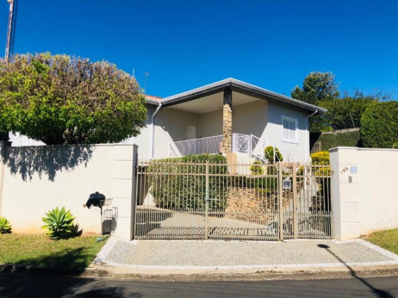 Casa com 3 Quartos à Venda, 323 m² em Colinas Do Castelo - Jaguariúna