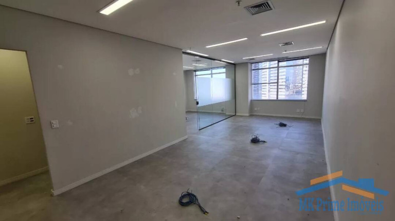 Imagem Sala Comercial à Venda, 90 m² em Alphaville Centro Industrial E Empresarial/alphaville. - Barueri Imagem Sala Comercial à Venda, 90 m² em Alphaville Centro Industrial E Empresarial/alphaville. - Barueri