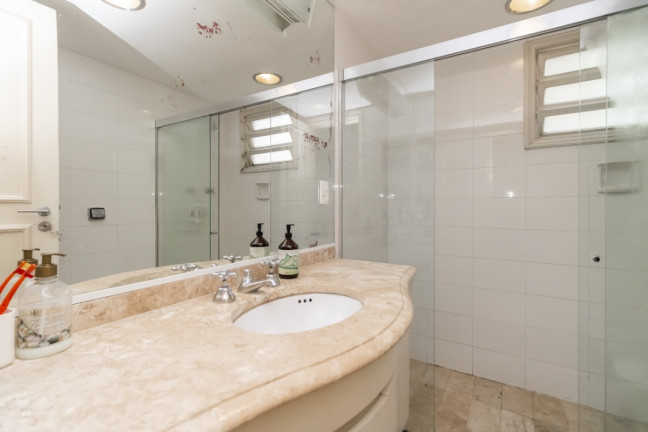 Imagem Apartamento com 3 Quartos à Venda, 126 m² em Vila Uberabinha - São Paulo