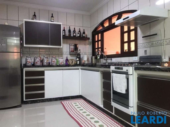 Imagem Sobrado com 4 Quartos à Venda, 178 m² em Vila Floresta - Santo André Imagem Sobrado com 4 Quartos à Venda, 178 m² em Vila Floresta - Santo André