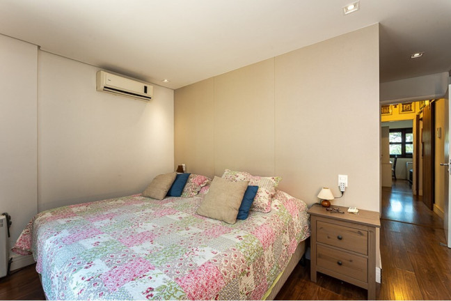 Imagem Casa com 3 Quartos à Venda, 226 m² em Vila Madalena - São Paulo