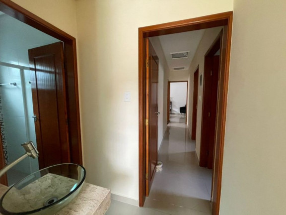 Imagem Casa com 4 Quartos à Venda, 160 m² em Flórida - Praia Grande Imagem Casa com 4 Quartos à Venda, 160 m² em Flórida - Praia Grande