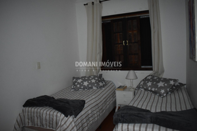 Imagem Imóvel com 1 Quarto à Venda, 49 m² em Região Da Floresta Negra - Campos Do Jordão Imagem Imóvel com 1 Quarto à Venda, 49 m² em Região Da Floresta Negra - Campos Do Jordão