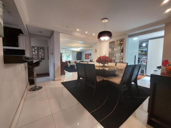 Imagem Casa com 3 Quartos à Venda, 252 m² em Jardim Social - Curitiba Imagem Casa com 3 Quartos à Venda, 252 m² em Jardim Social - Curitiba