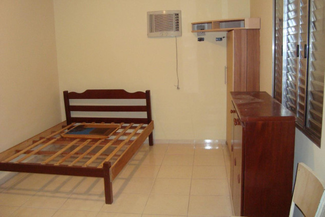 Imagem Casa com 4 Quartos à Venda, 130 m² em Guilhermina - Praia Grande
