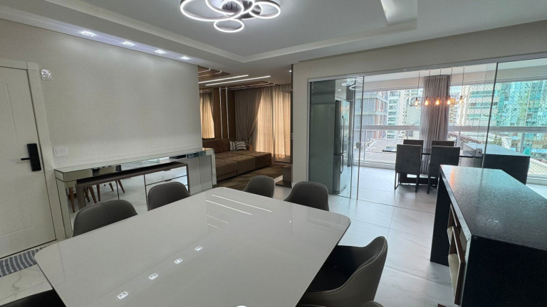 Imagem Apartamento com 4 Quartos à Venda, 162 m² em Meia Praia - Itapema Imagem Apartamento com 4 Quartos à Venda, 162 m² em Meia Praia - Itapema