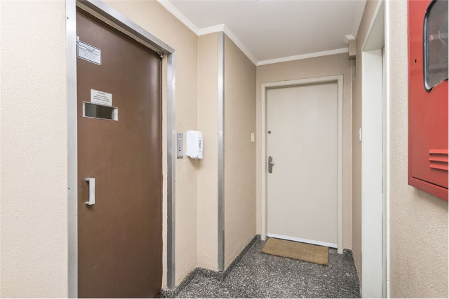 Imagem Apartamento com 2 Quartos à Venda, 100 m² em Jardim Botânico - Porto Alegre