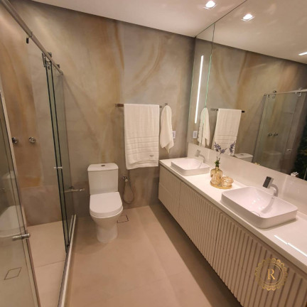 Imagem Apartamento com 4 Quartos à Venda, 295 m²