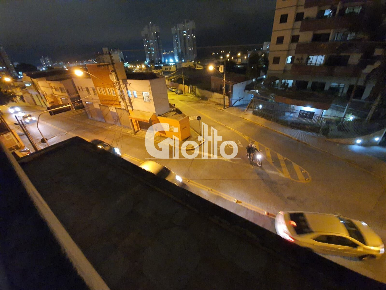 Imagem Casa com 4 Quartos para Alugar, 211 m² em Jardim Armênia - Mogi Das Cruzes