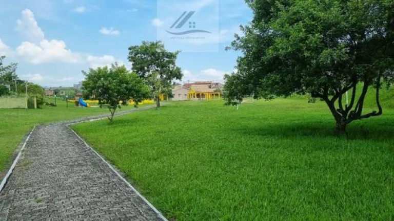 Imagem Casa com 2 Quartos à Venda, 58 m² Imagem Casa com 2 Quartos à Venda, 58 m²